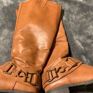 Ladies boots
